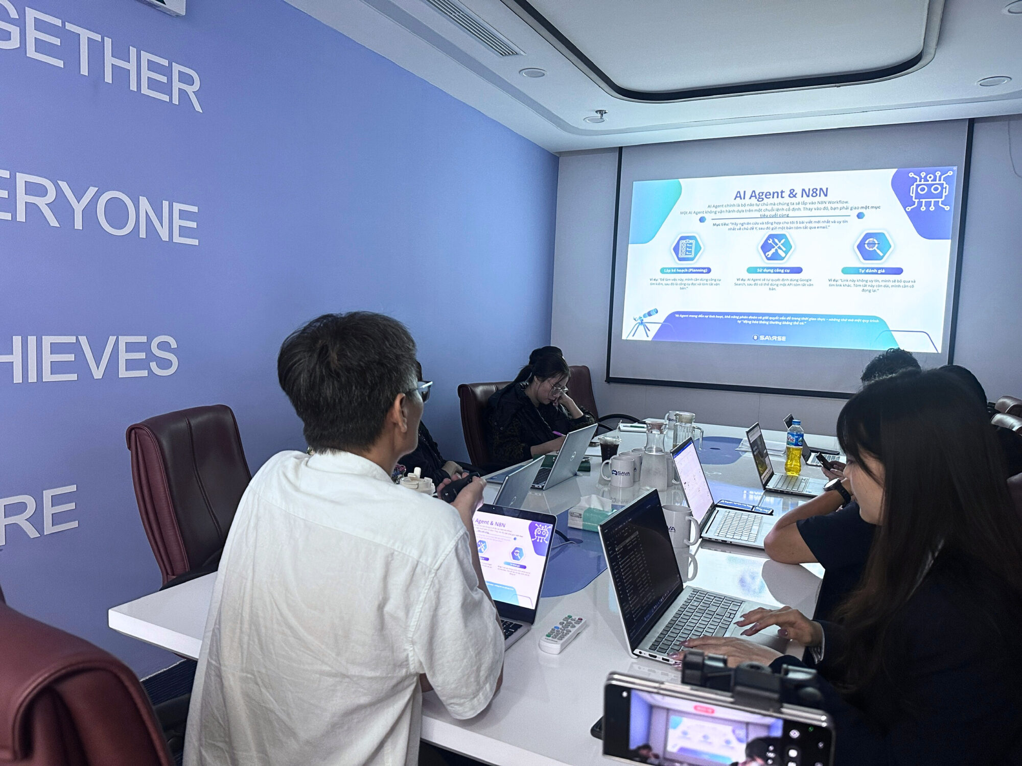 Buổi đào tạo AI của Phòng R&D – Giải phóng con người khỏi các công việc lặp lại